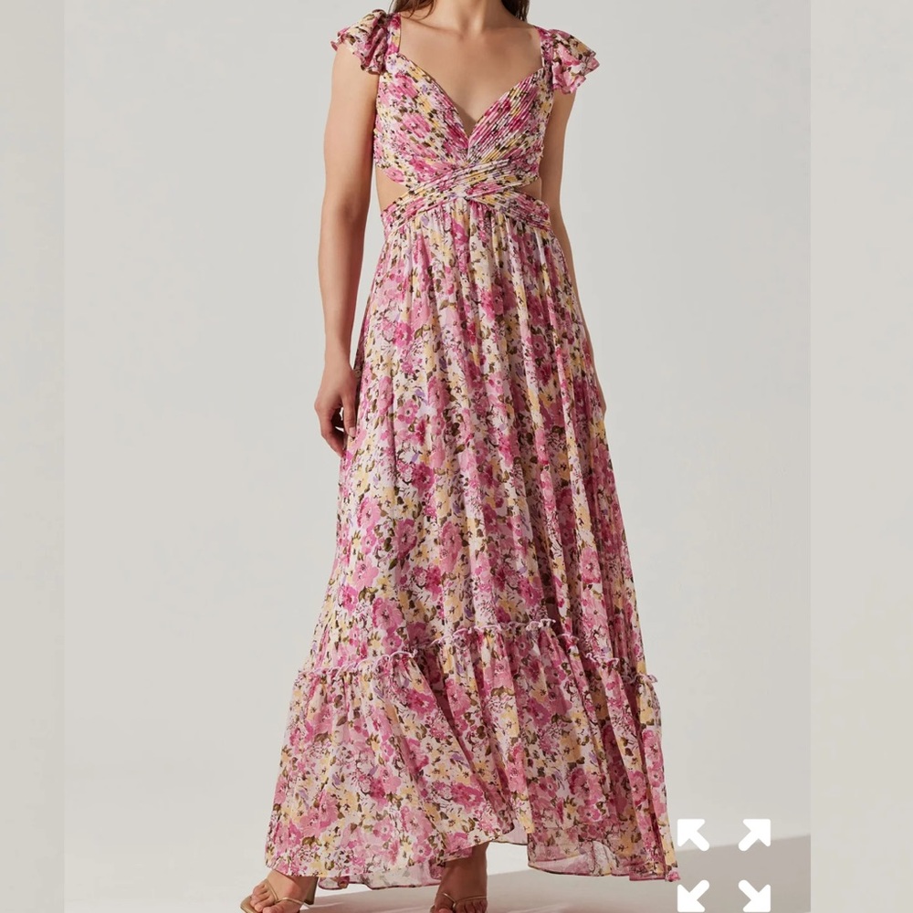 ASTR the label Primrose Floral Strappy Back Maxi Dress - Pink Multi